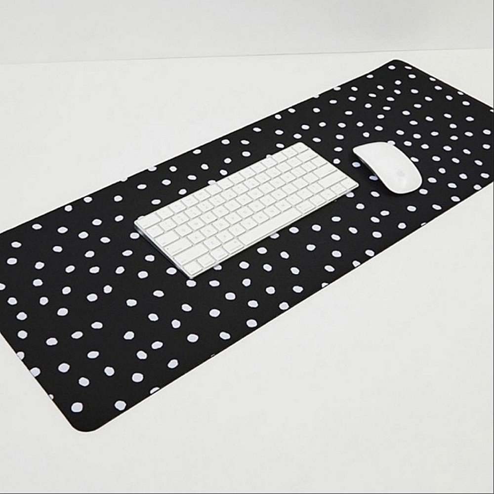 🆕️ polka dot desk pad